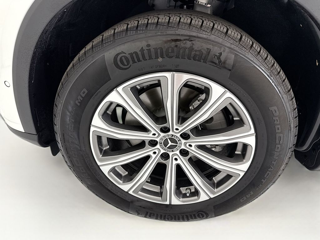 Thumbnail: 2026 Mercedes-Benz GLC - 28