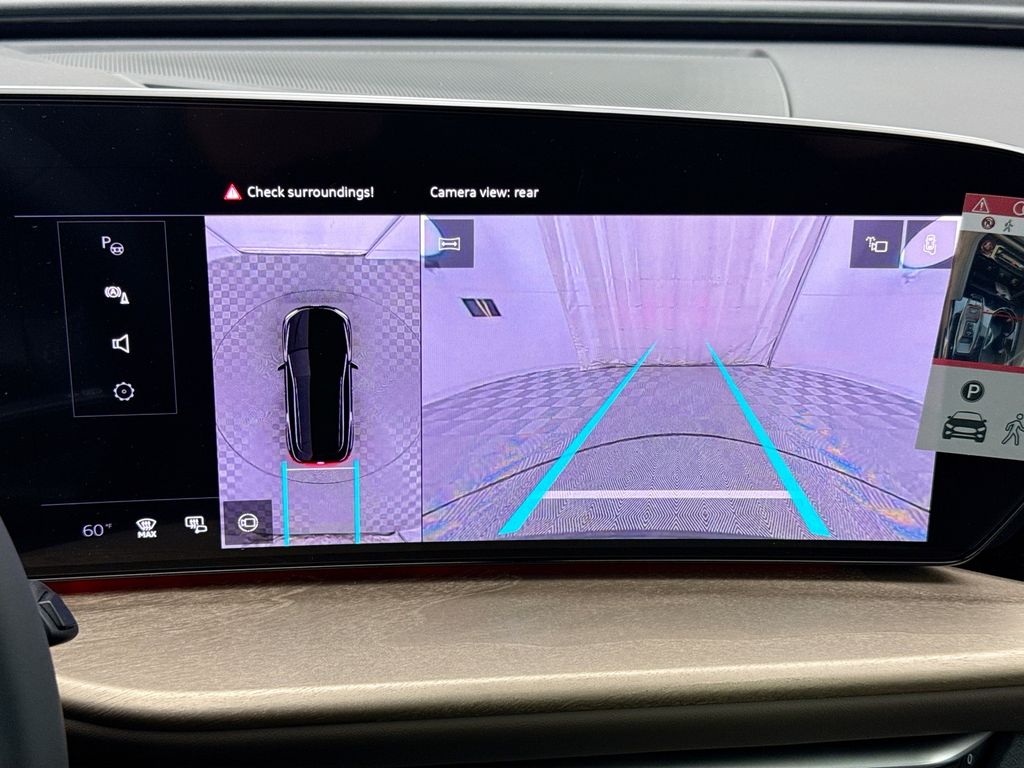 Thumbnail: 2025 Audi Q5 - 16