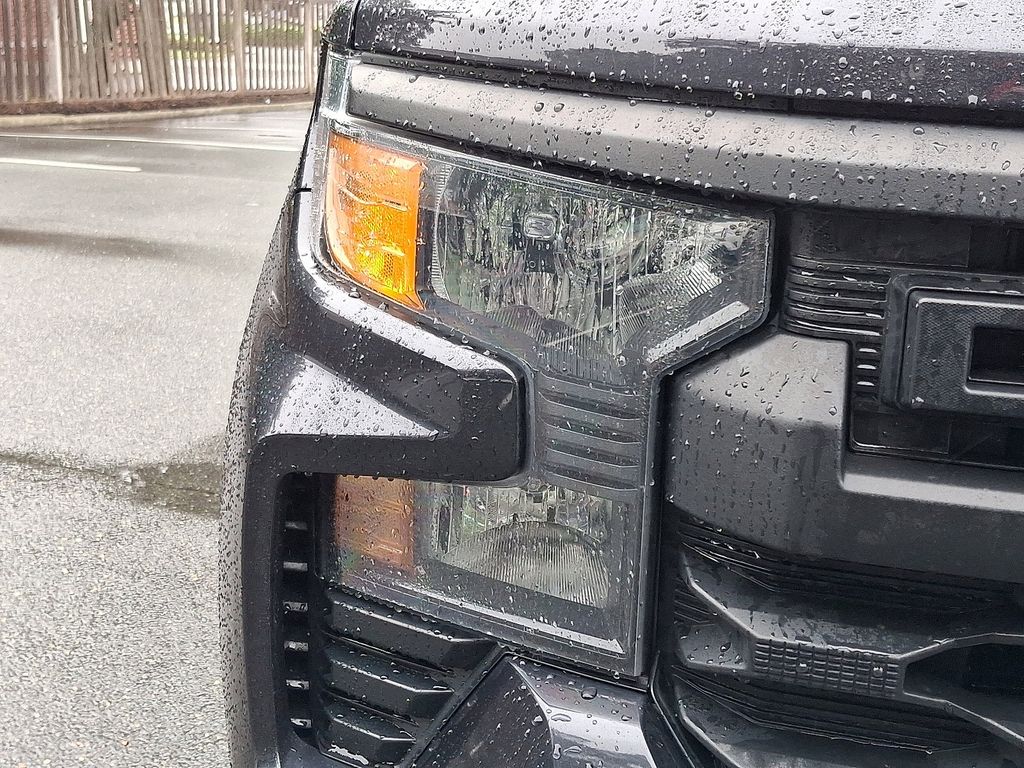 Thumbnail: 2022 Chevrolet Silverado 1500 - 9