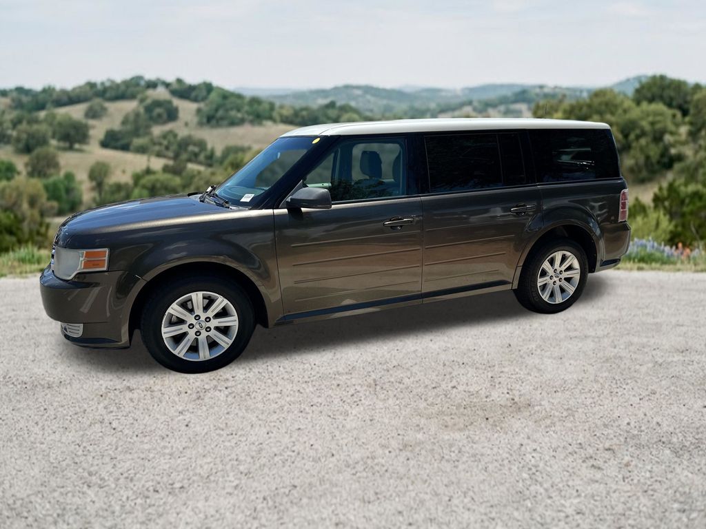 View vehicle photo 4