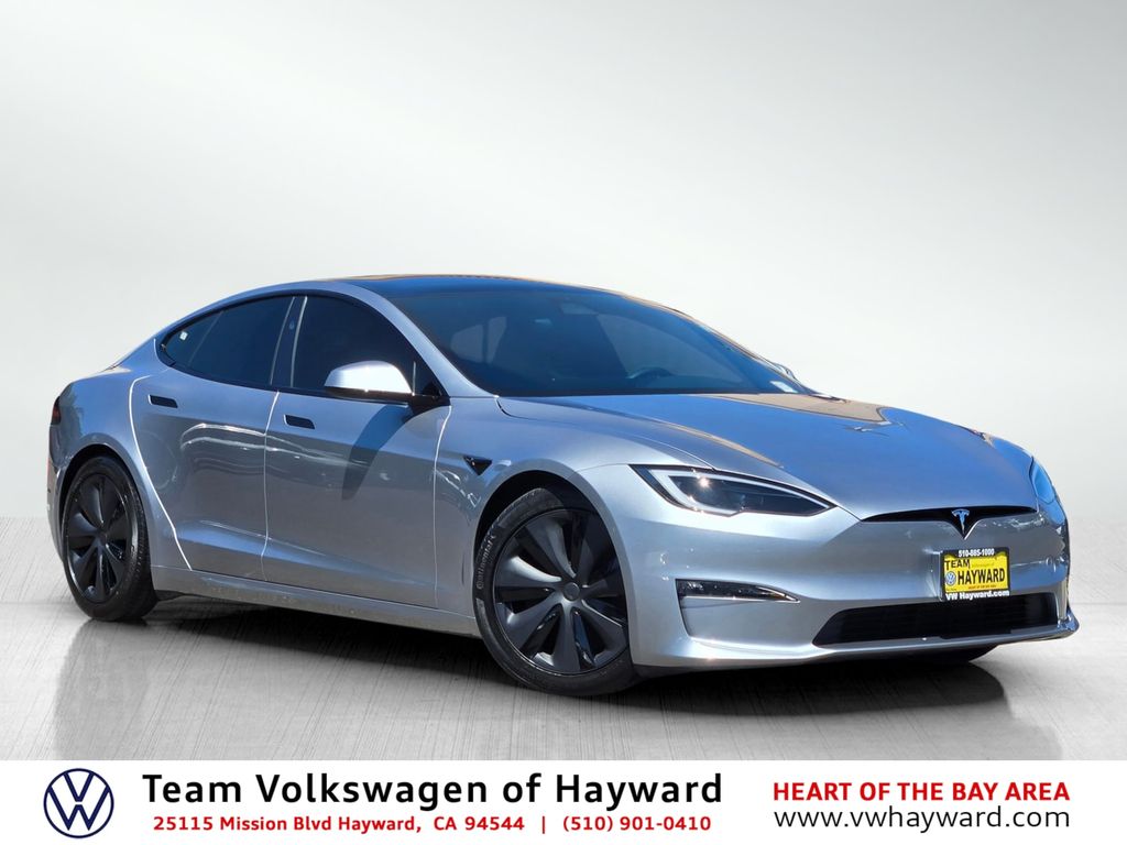 Lunar Silver 2025 Tesla Model S Sedan All-Wheel Drive 1-Speed Automatic