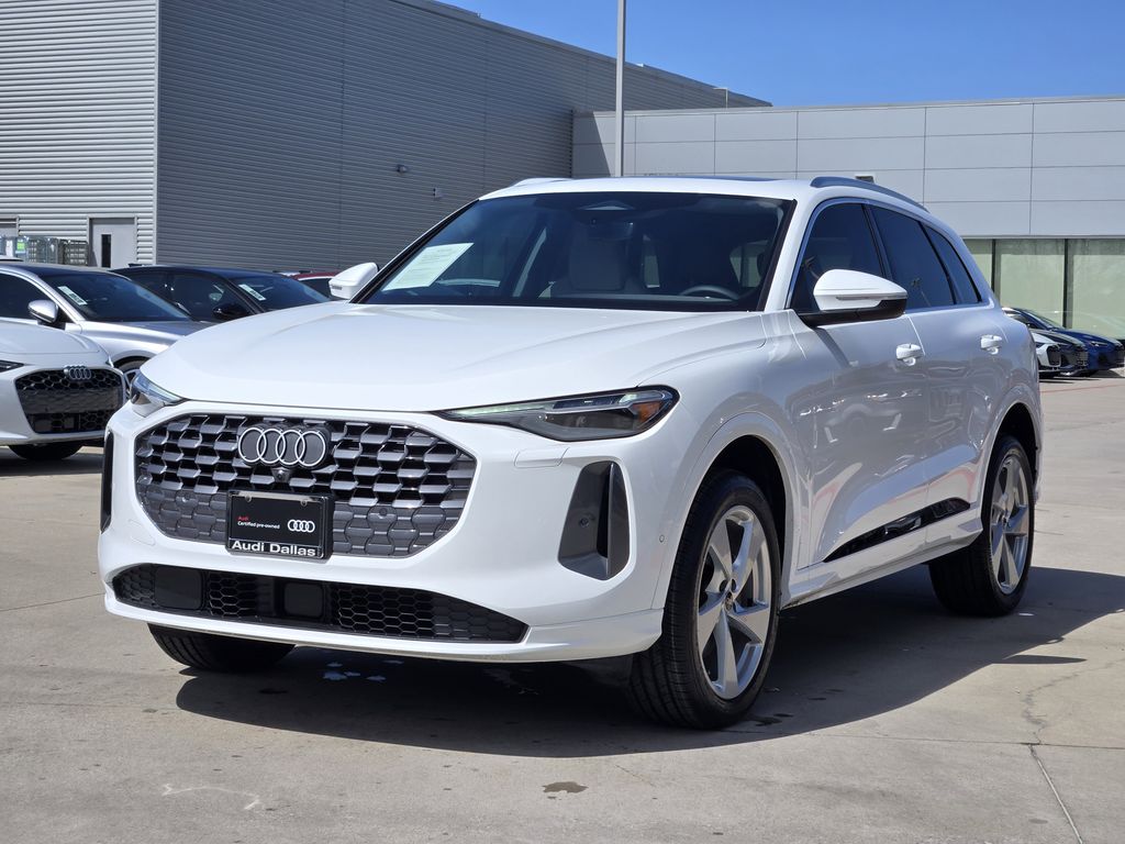 used 2025 Audi Q5 car, priced at $50,491