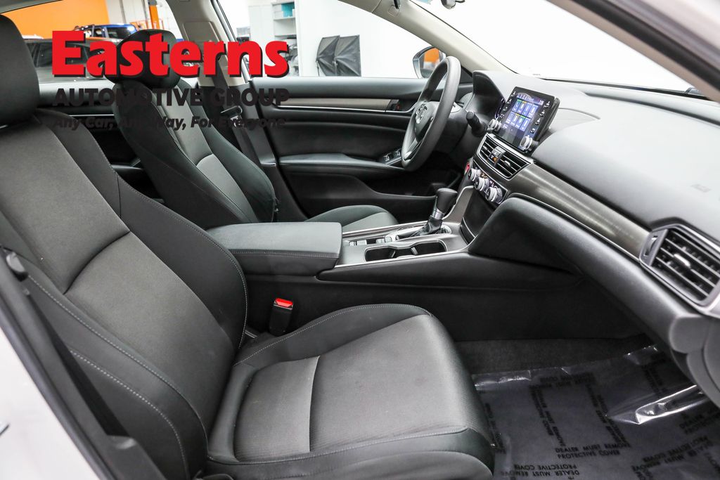 Used 2021 White Honda LX image 22