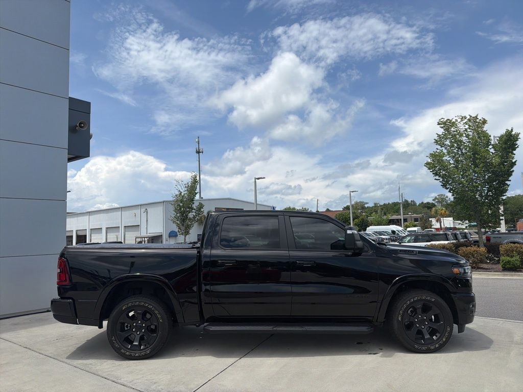 2025 Ram 1500 Big Horn Crew Cab 4x4 5'7" Box