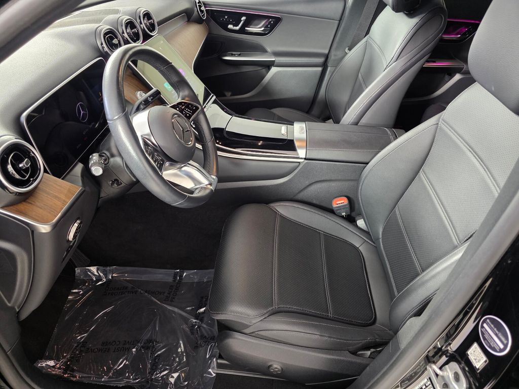 Certified Used 2025 Black Mercedes-Benz GLC 300 image 9