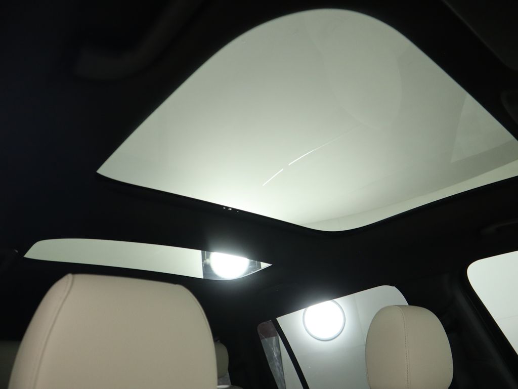 Thumbnail: 2026 Mercedes-Benz GLB - 19