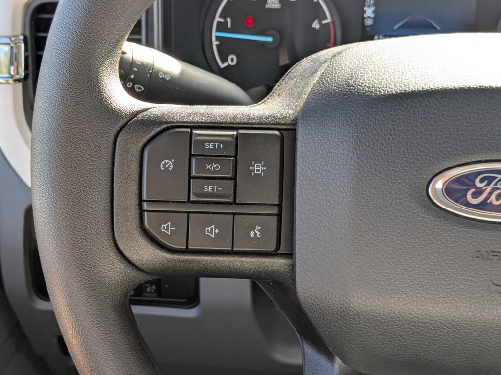 2025 Ford F-550 Chassis XL