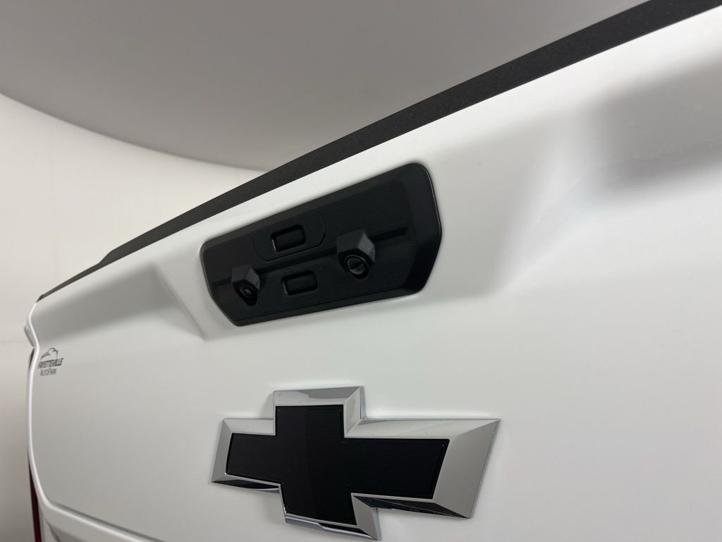 Thumbnail: 2026 Chevrolet Silverado 1500 - 20