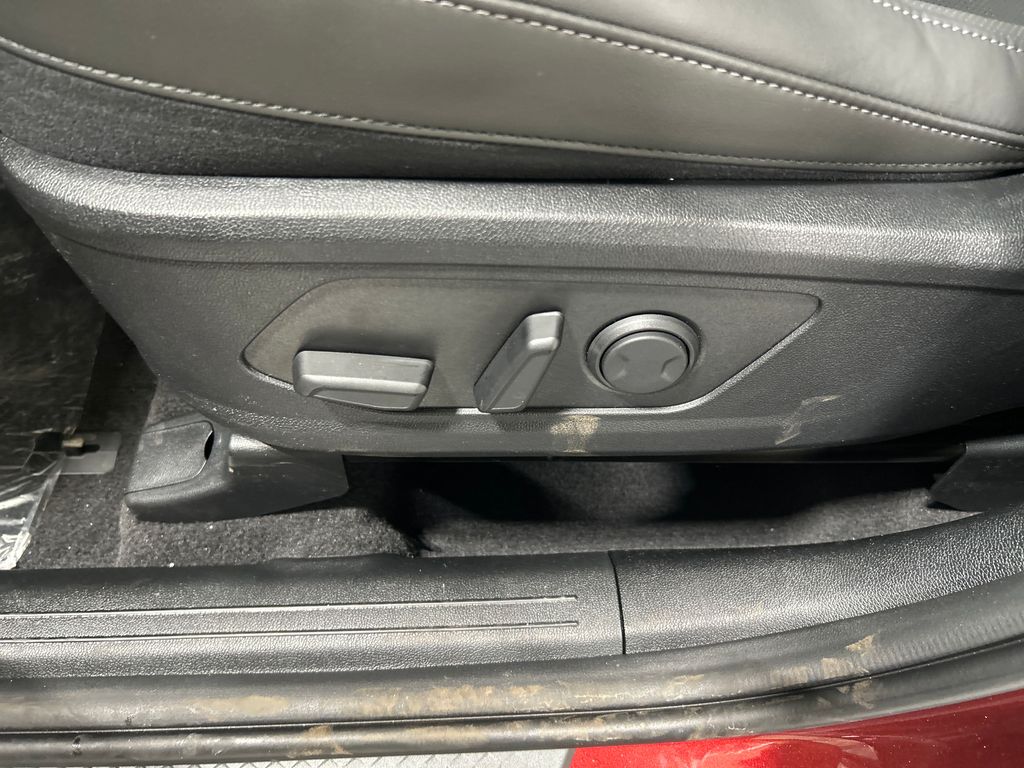 new 2025 Kia Sorento car, priced at $40,505