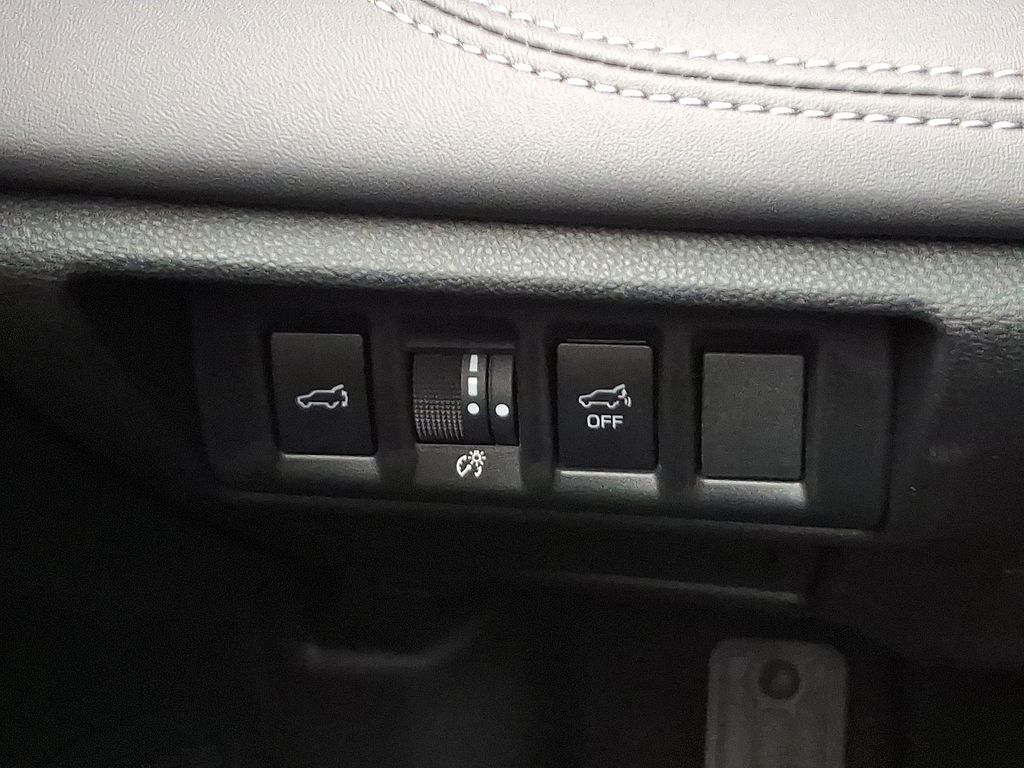 Thumbnail: 2024 Subaru Outback - 24