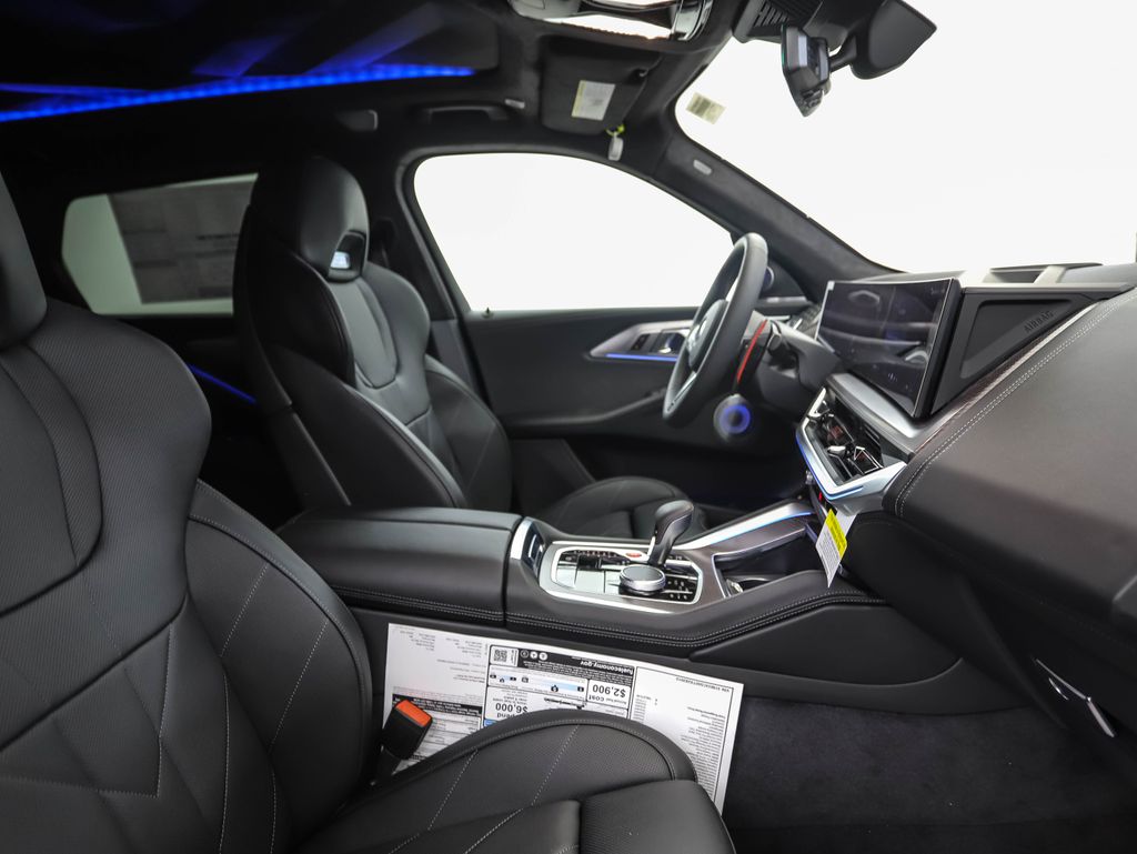 Thumbnail: 2026 BMW XM - 30