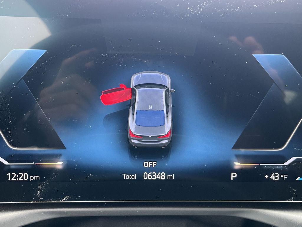 Thumbnail: 2026 BMW 4 Series - 14