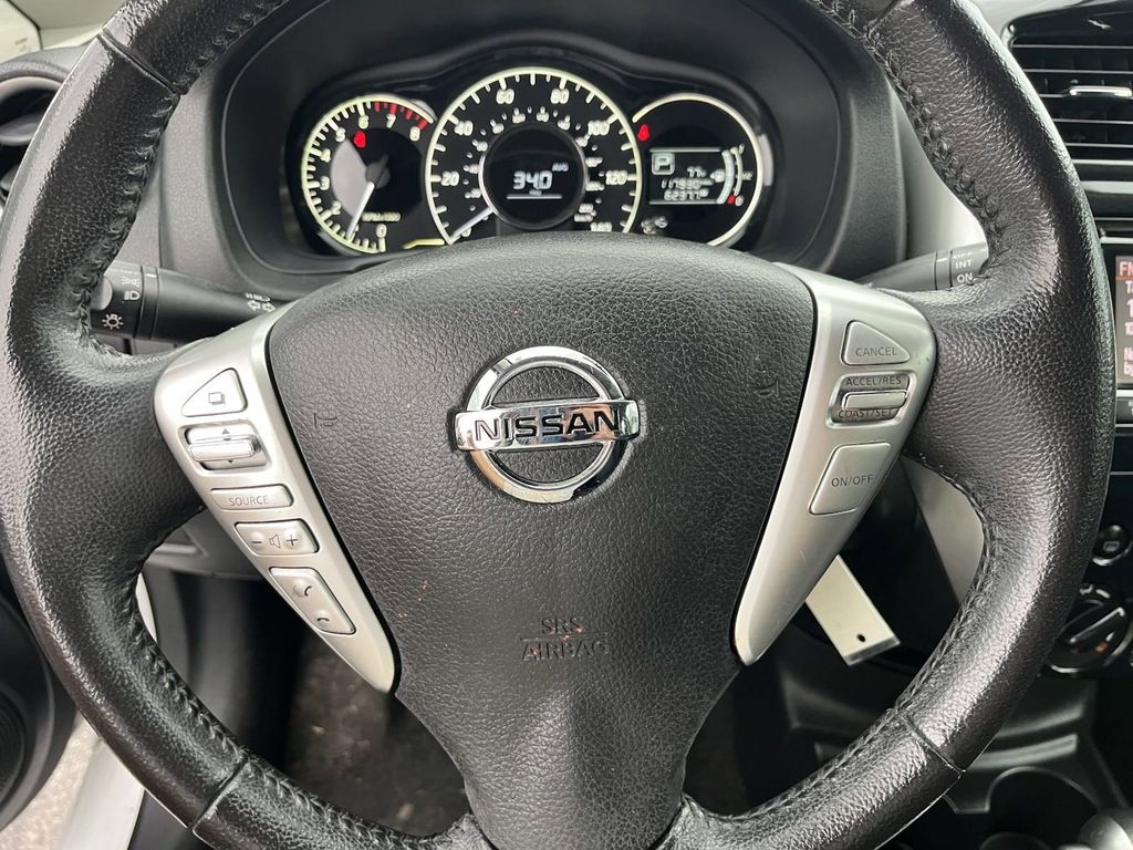 2016 Nissan Versa Note SV 29