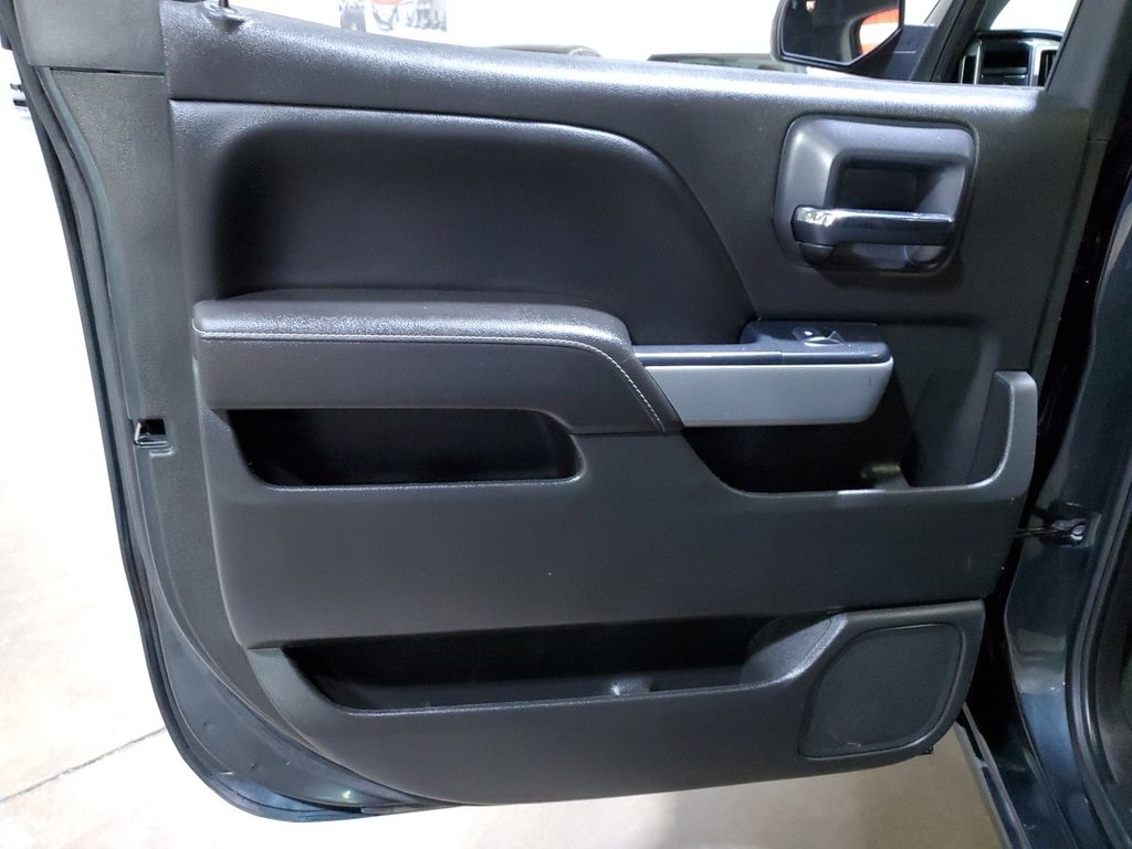 2018 Chevrolet Silverado 1500 LT photo