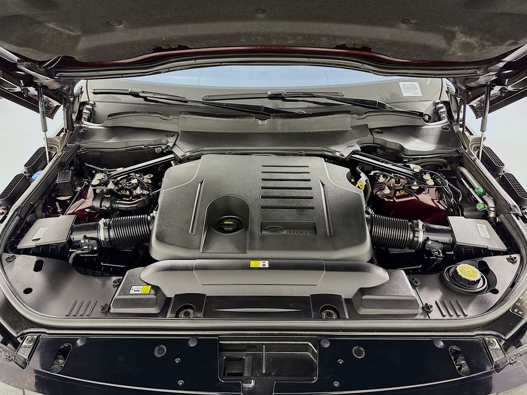 Thumbnail: 2020 Land Rover Range Rover - 30