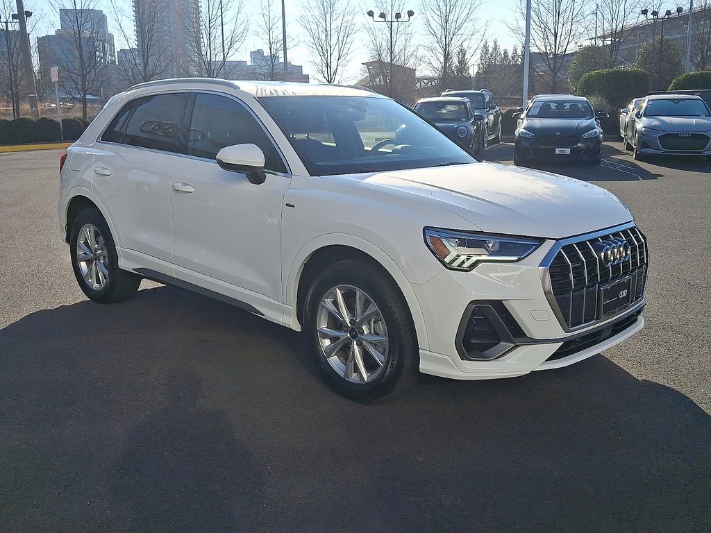 Thumbnail: 2025 Audi Q3 - 3