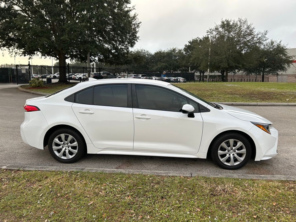 Thumbnail: 2024 Toyota Corolla - 5