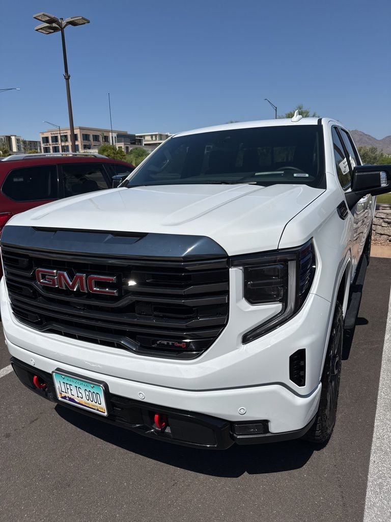 2023 GMC Sierra 1500 AT4 2