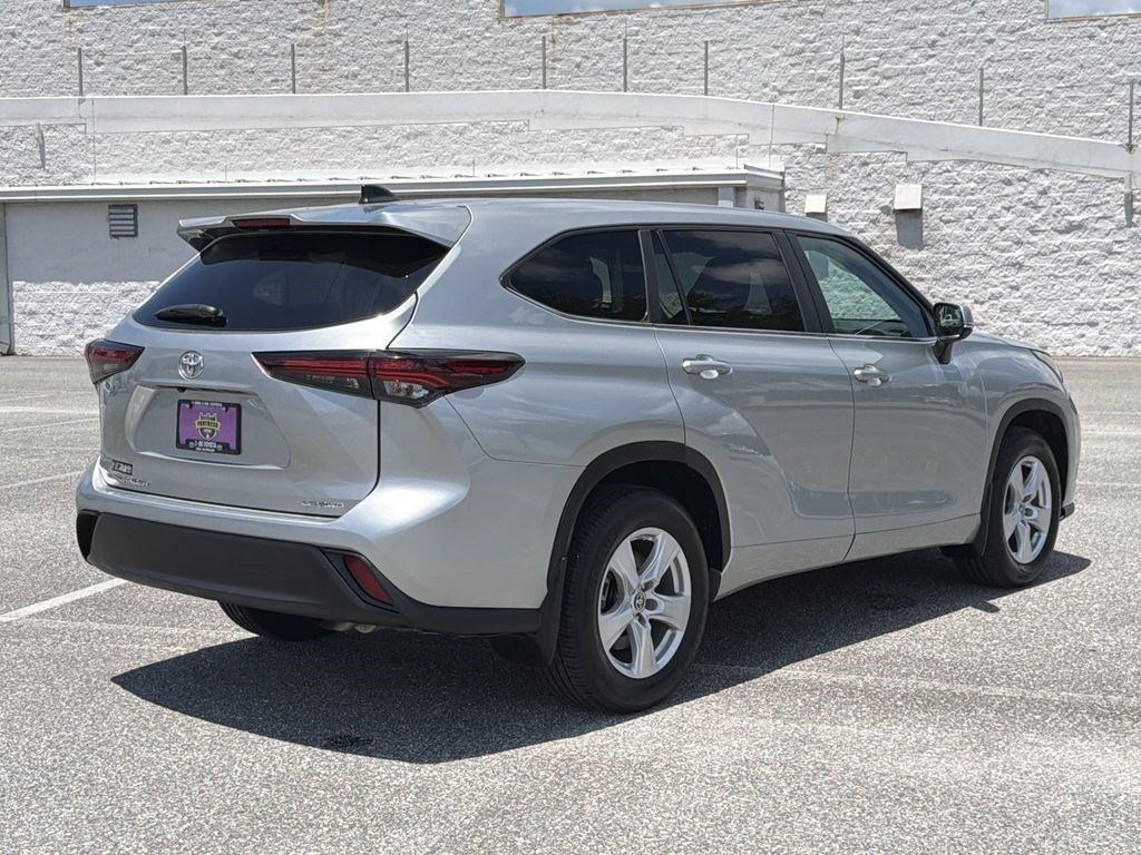 Used 2024 Toyota Highlander SUV