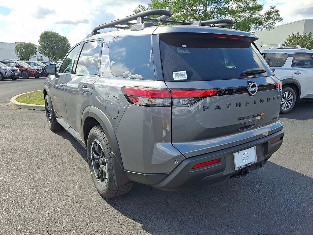 Thumbnail: 2025 Nissan Pathfinder - 4