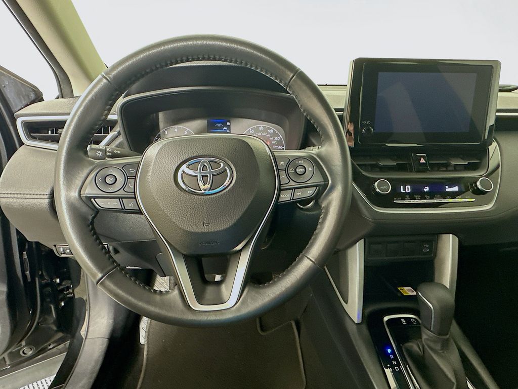 2023 Toyota Corolla Cross LE 11