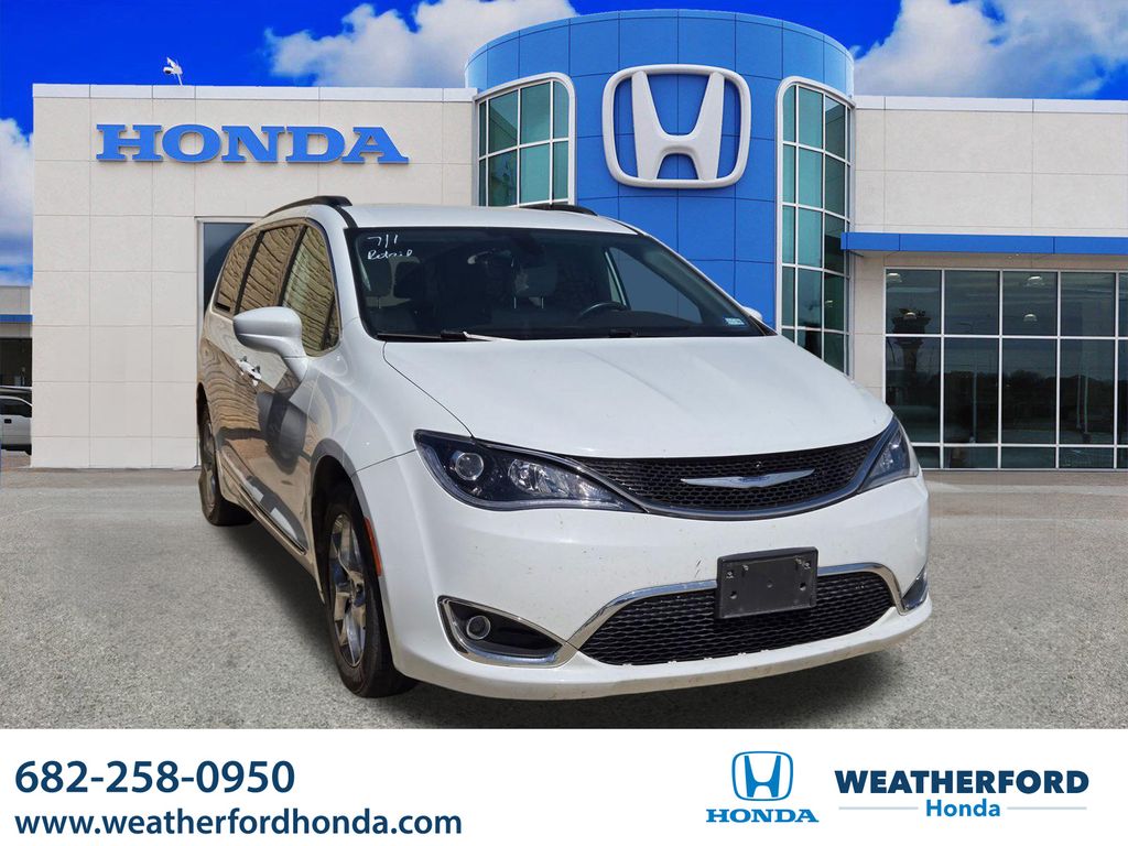 2017 Chrysler Pacifica Touring L FWD