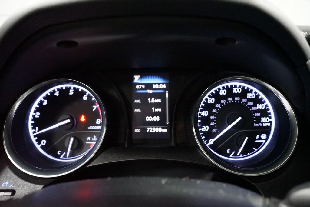 Thumbnail: 2020 Toyota Camry - 16