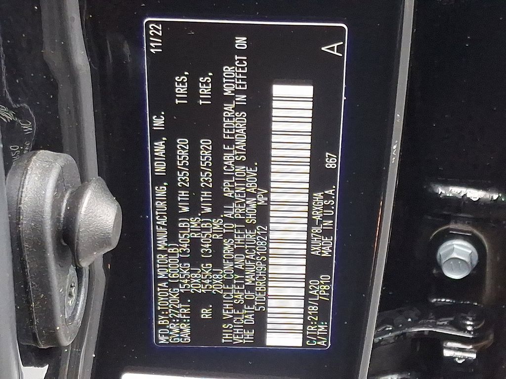 2023 Toyota Highlander Platinum 27