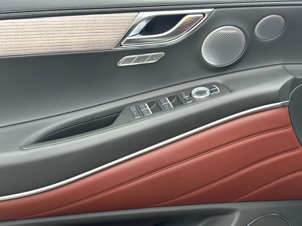 2026 GENESIS GV80 Prestige - Photo 12