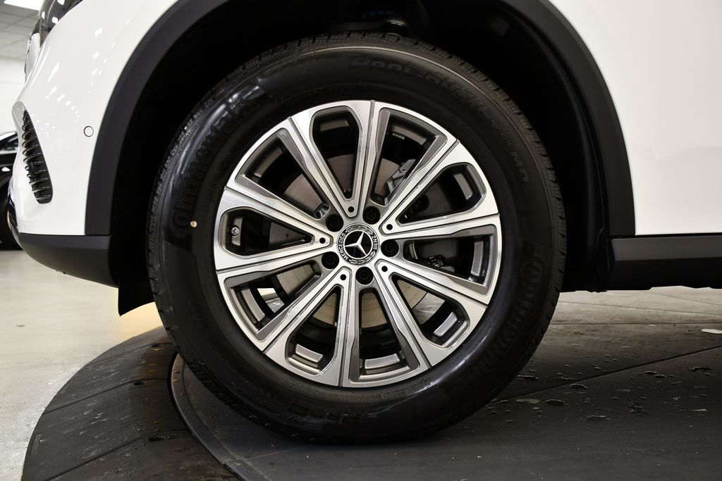 Thumbnail: 2026 Mercedes-Benz GLC - 13