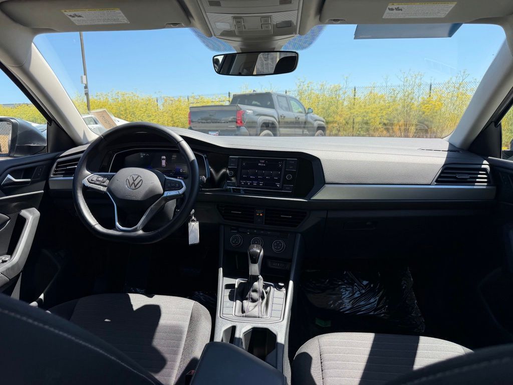 Used 2024 Volkswagen Jetta Sedan