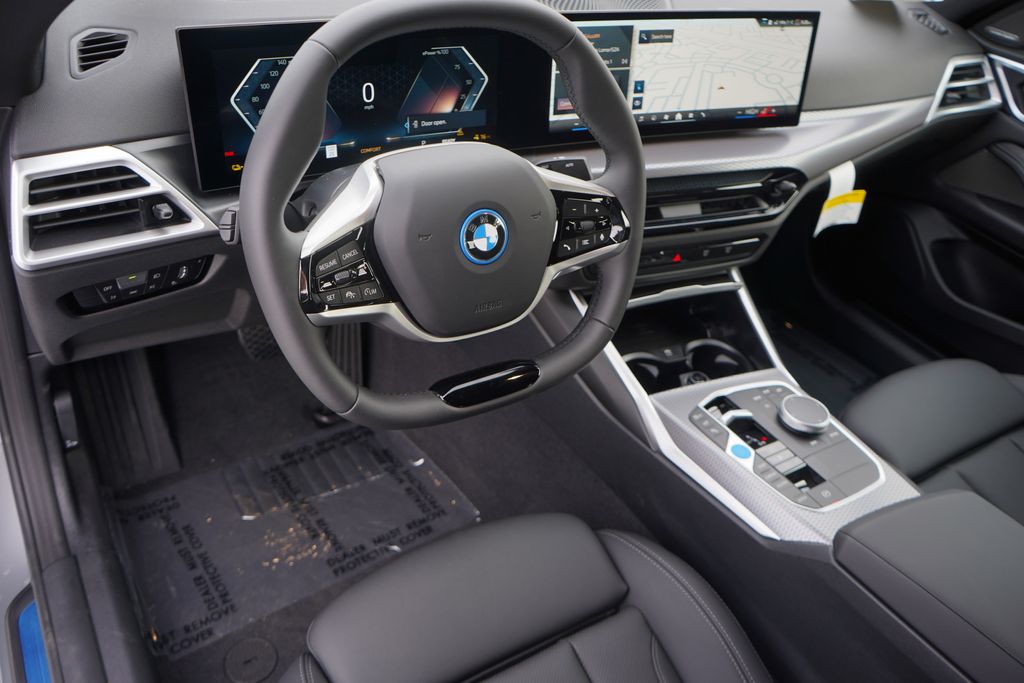 2025 BMW i4 eDrive40 12