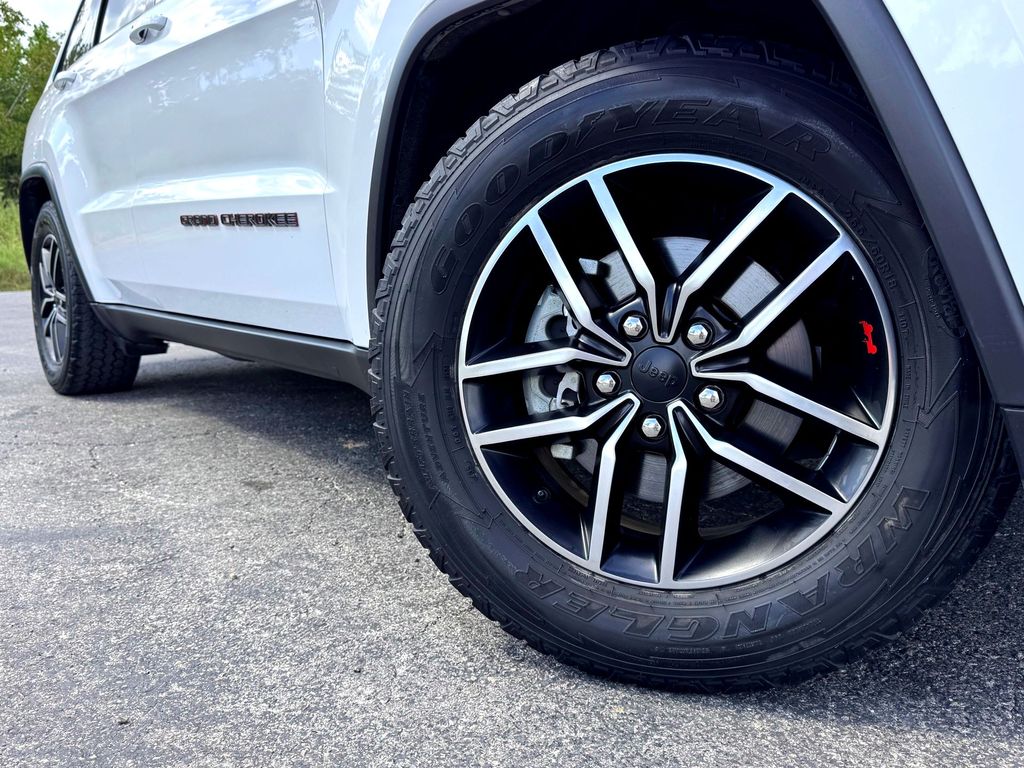 Used Car 2019 Jeep Grand Cherokee  Trailhawk For Sale Under $25,000 In Taylor, Texas