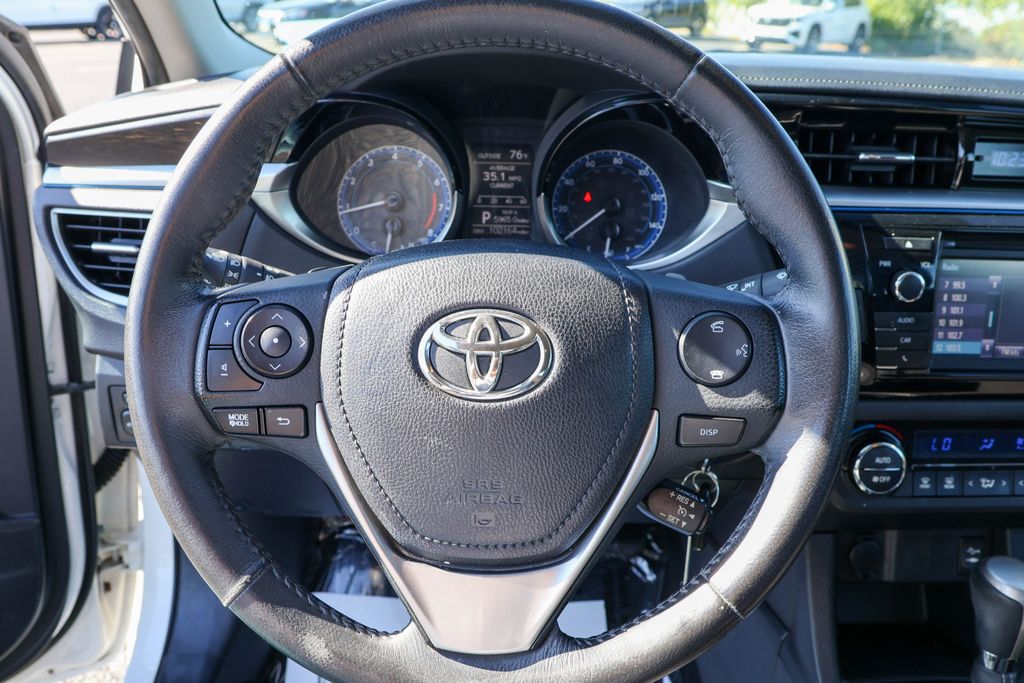 2015 Toyota Corolla L 17