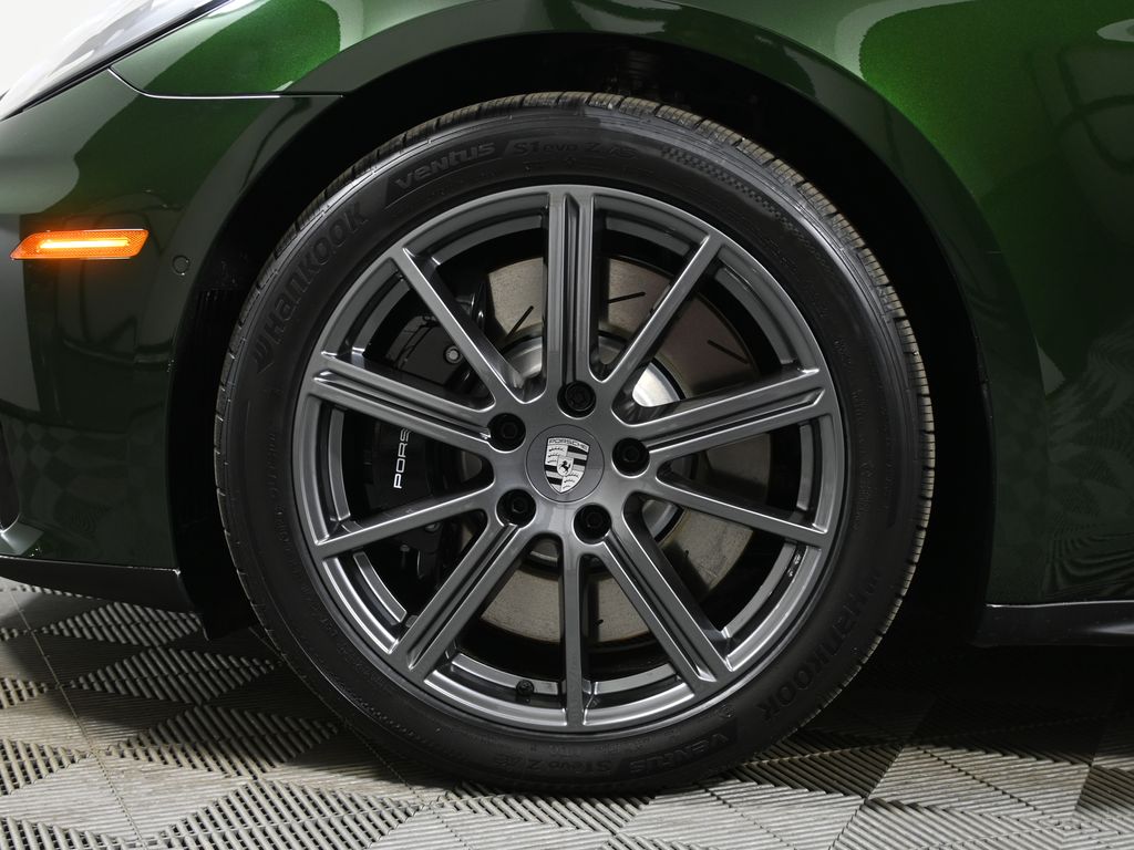 Thumbnail: 2026 Porsche Panamera - 12