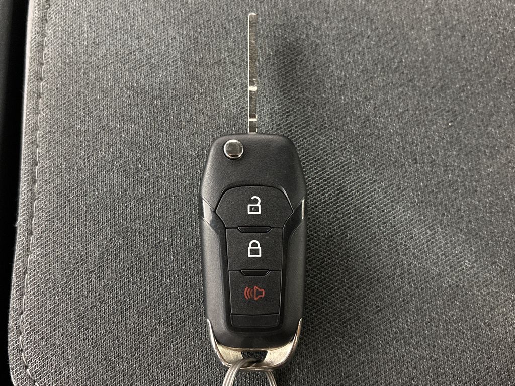 Certified Used 2024  Ford XLT image 33