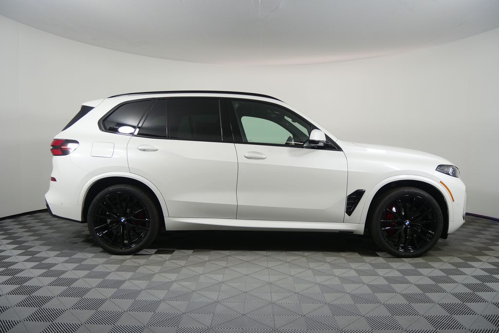 Thumbnail: 2026 BMW X5 - 2