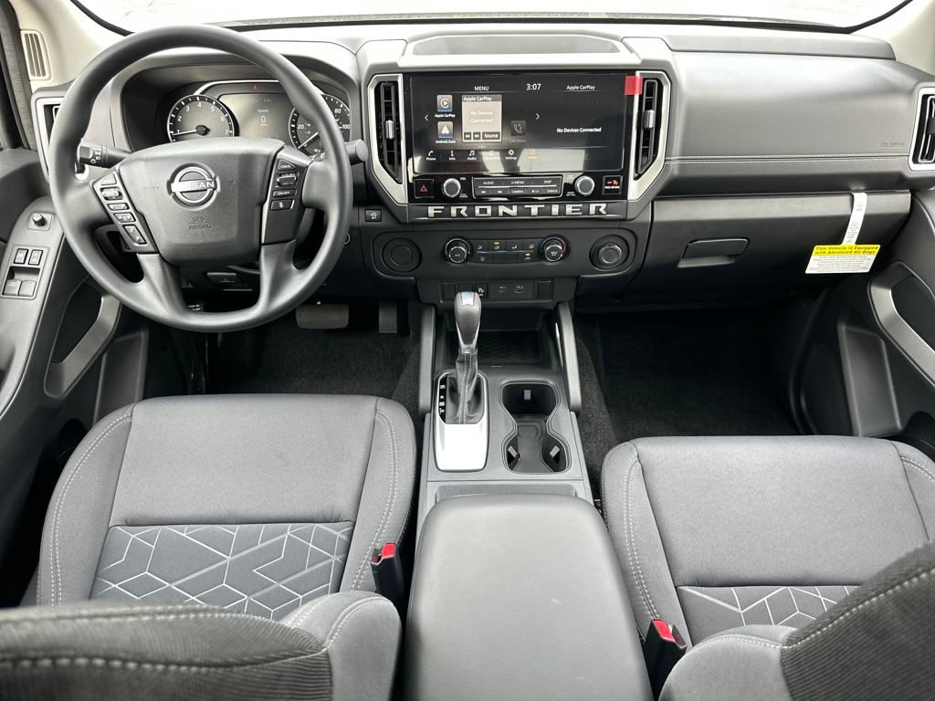 2025 Nissan Frontier SV photo