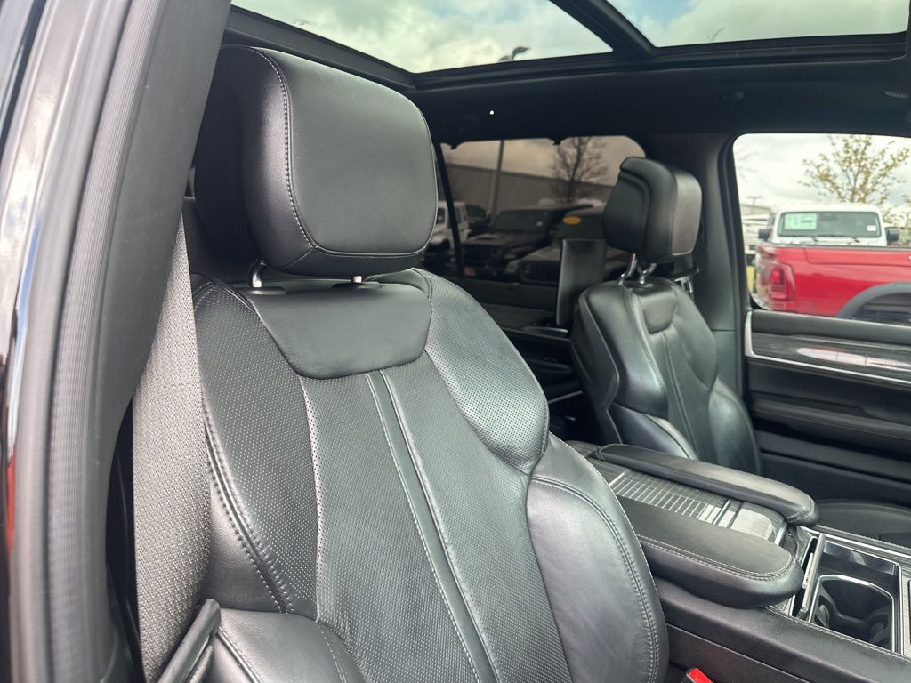 Used Car 2022 Jeep Wagoneer  Series Iii For Sale Under $50,000 In Austin, Texas