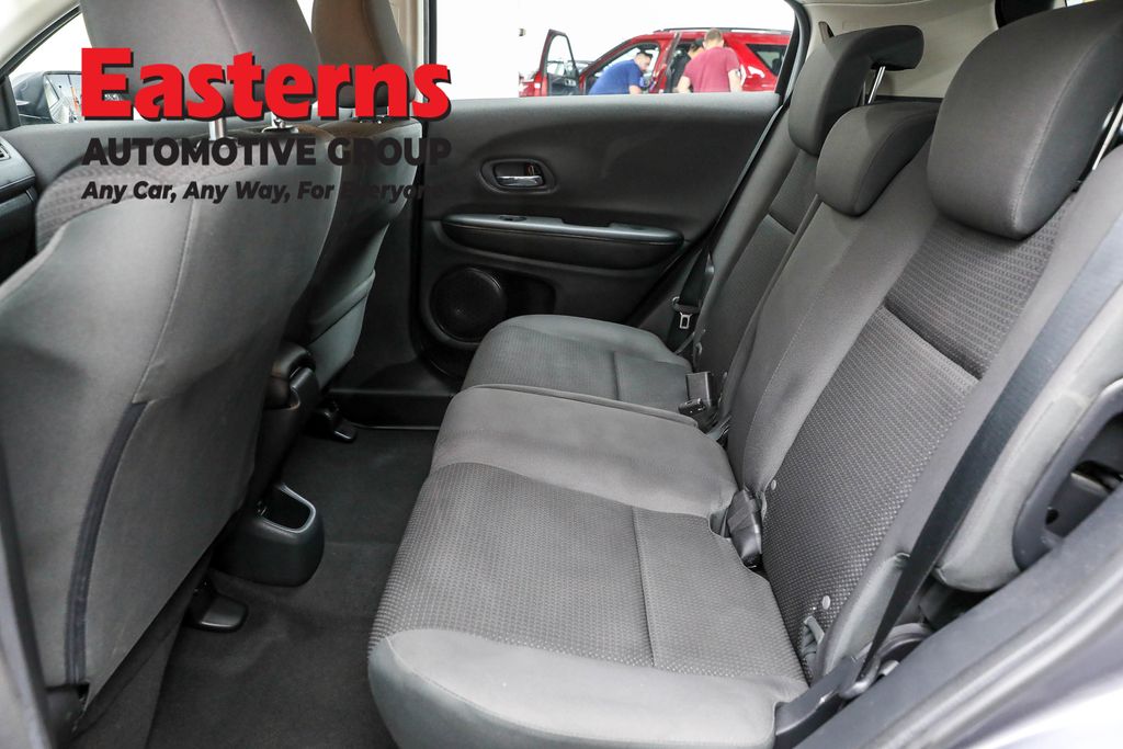 Used 2022 Gray Honda LX image 19