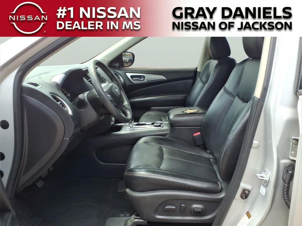 Used 2017 Nissan Pathfinder SUV
