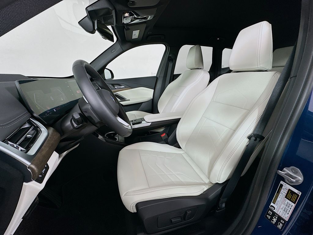 Thumbnail: 2026 BMW X1 - 16