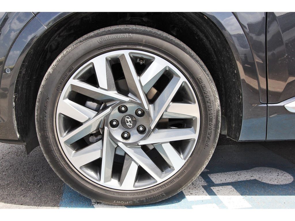 Used 2023 Hyundai Santa Fe SUV