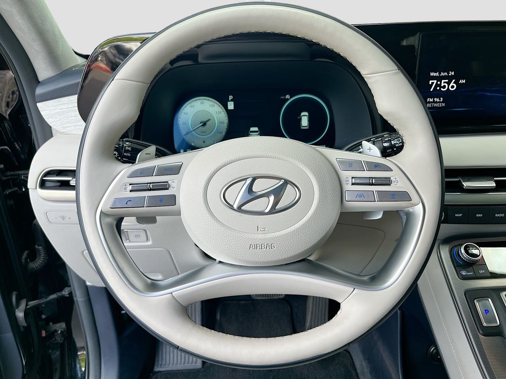 Used 2024 Black Hyundai Calligraphy image 11