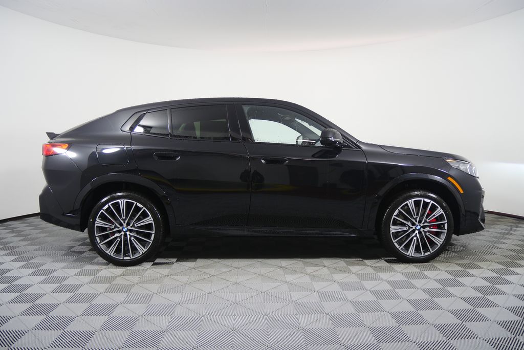 Thumbnail: 2026 BMW X2 - 2