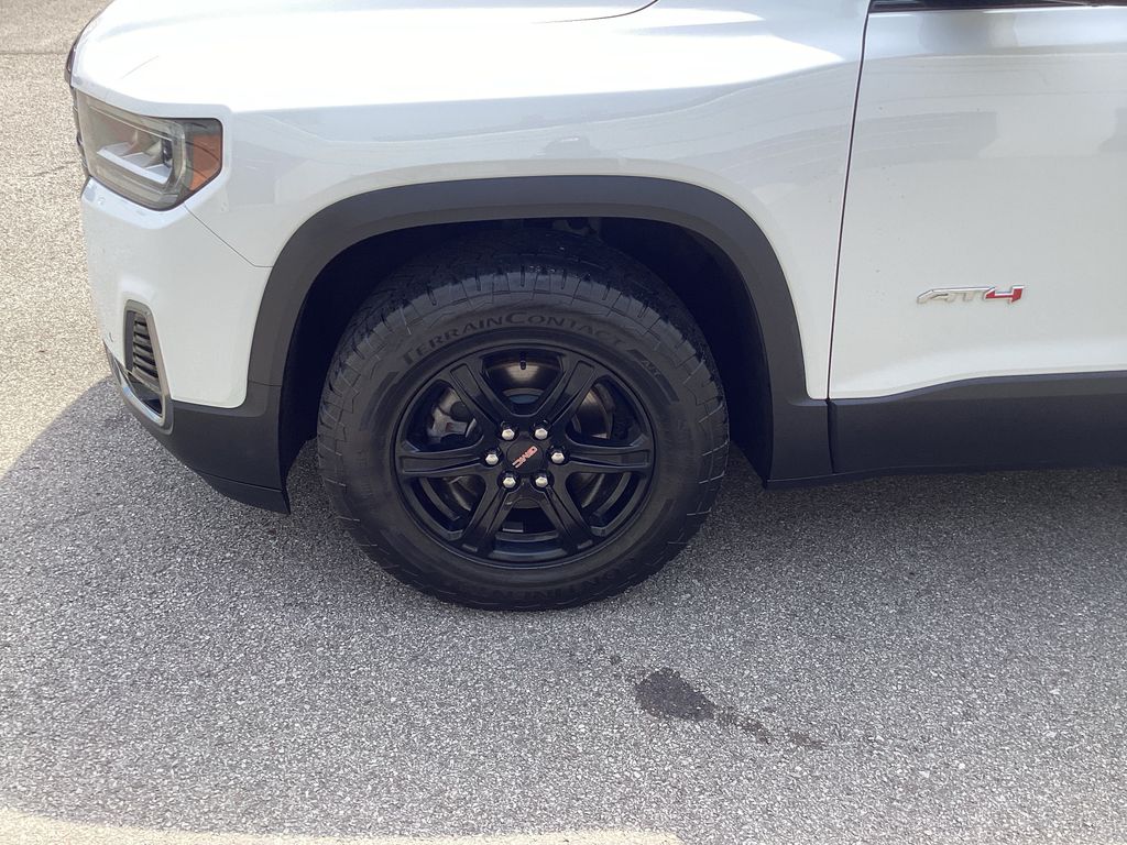 Used 2023 GMC Acadia SUV