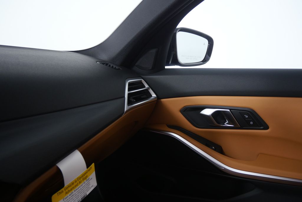 Thumbnail: 2026 BMW 3 Series - 24