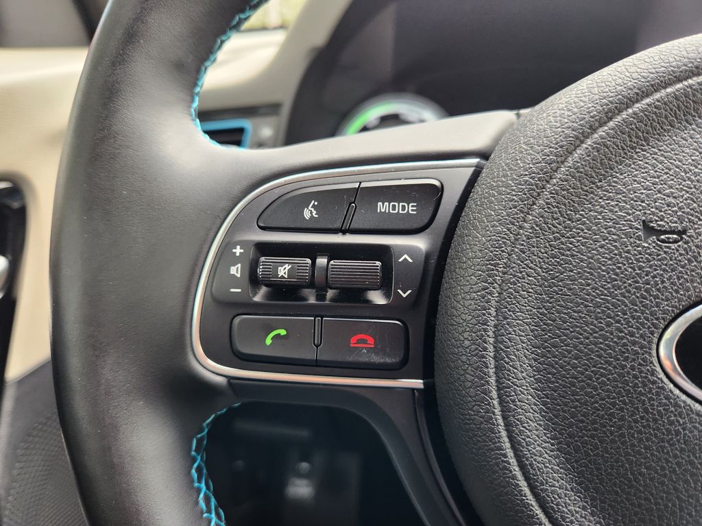 2018 Kia Niro Touring Red at Bravo Nissan