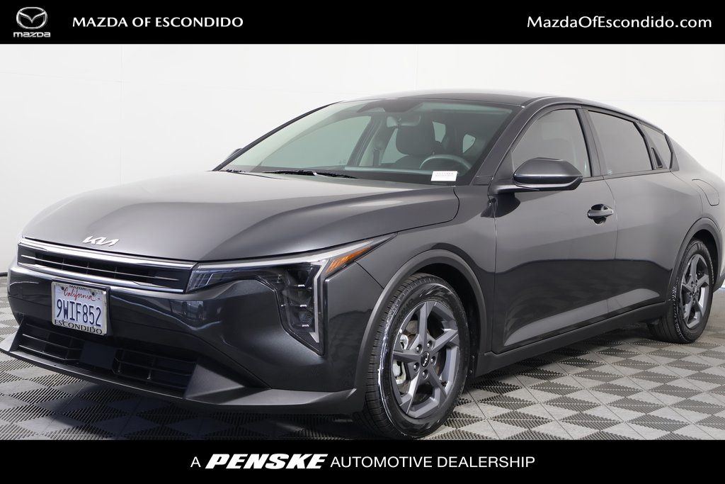 Thumbnail: 2025 Kia K4 - 1