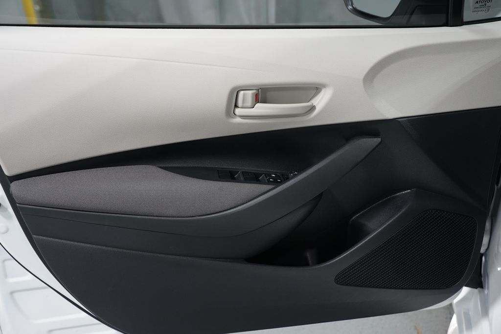 Thumbnail: 2025 Toyota Corolla - 27